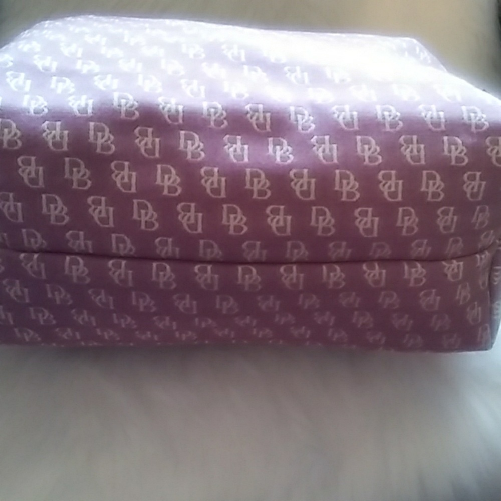 Dooney & Bourke Pink Signature Handbag - Picture 4 of 8